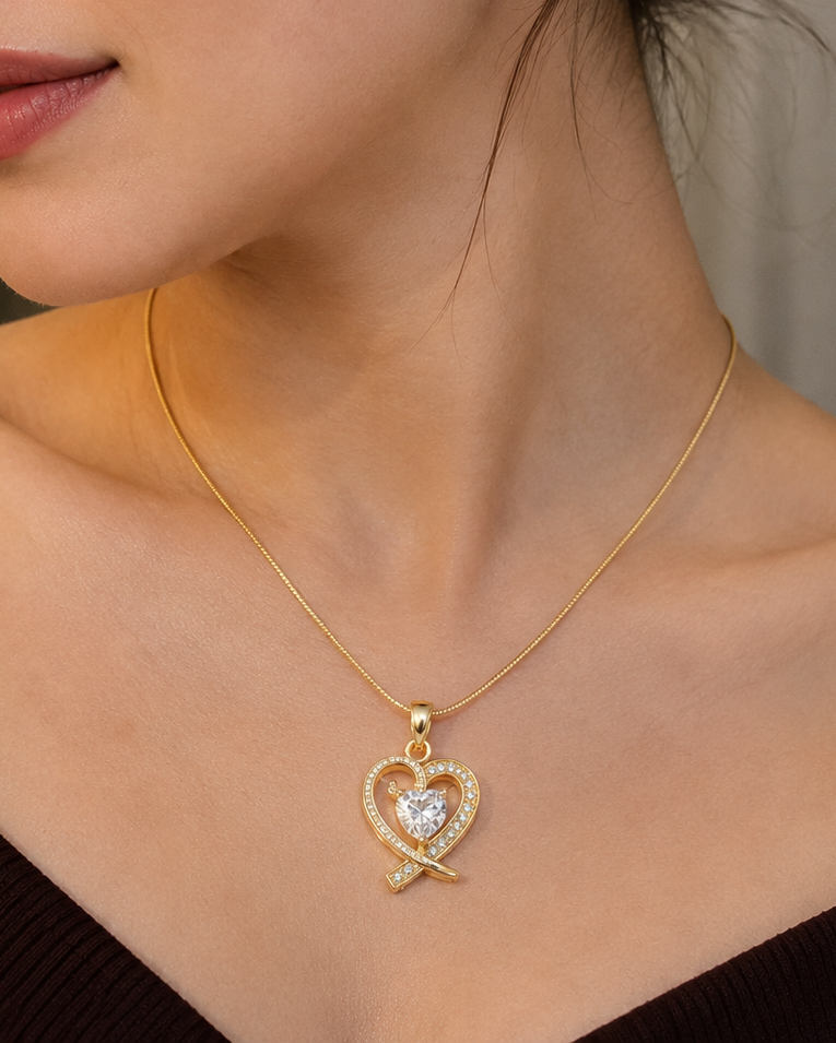 Eterna Heart Necklace