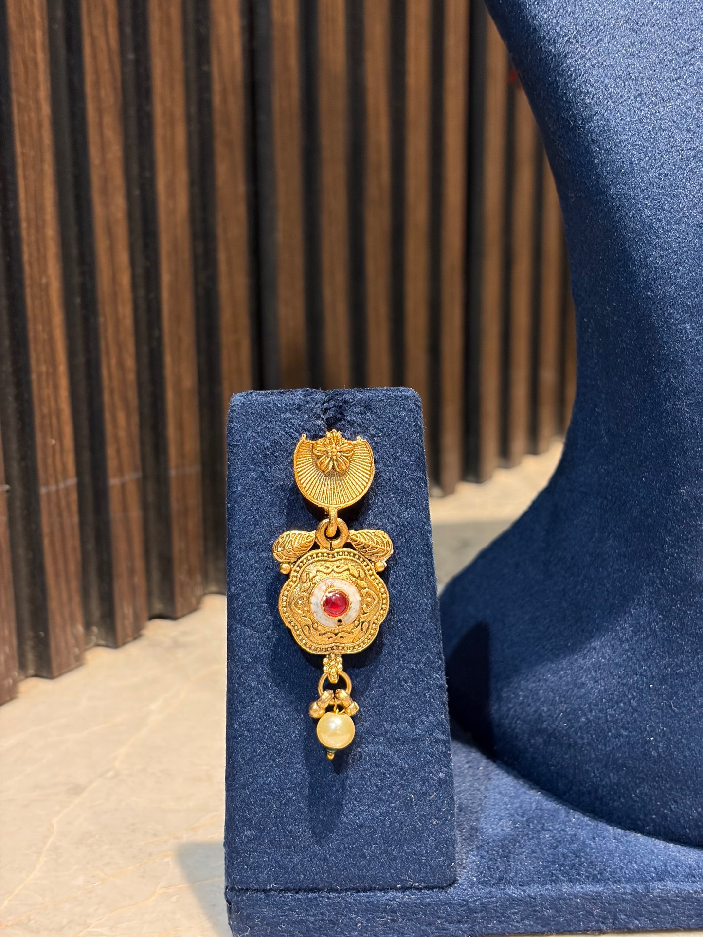 Gulnaar Necklace Set