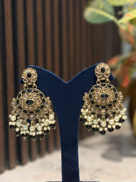 Black Pearl Earrings