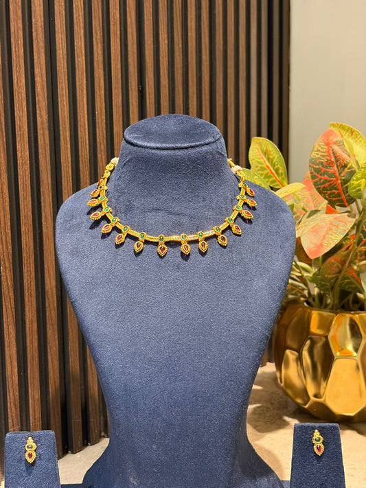 Kesari Teardrop Set