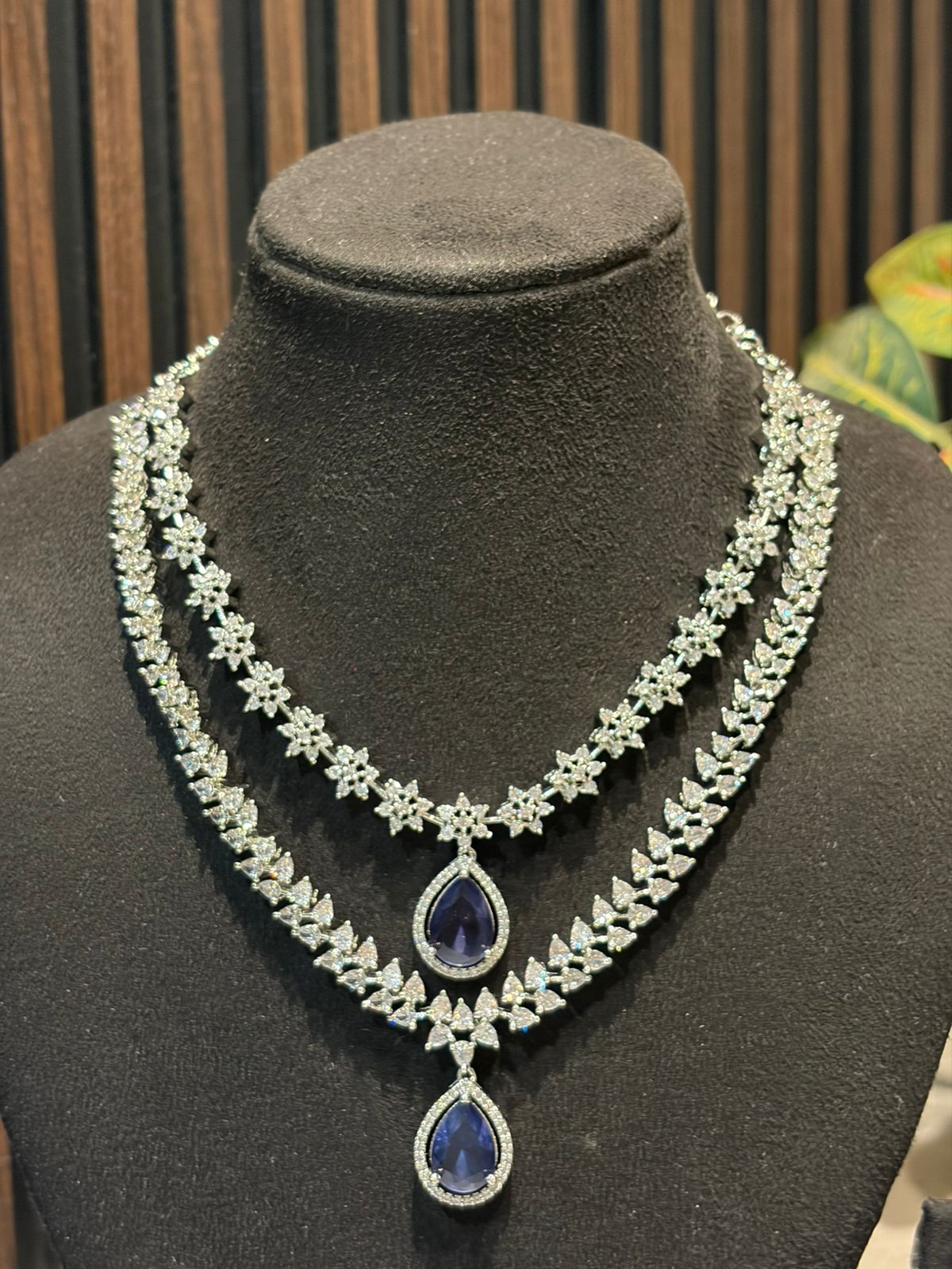 Midnight Royale Necklace Set